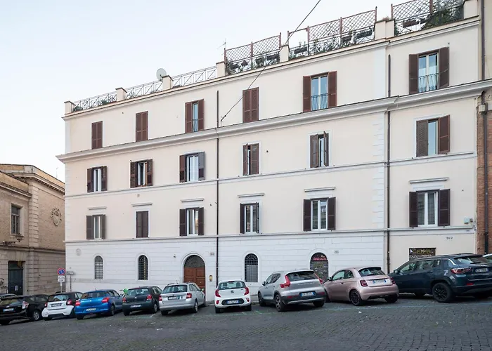 Le Piccole Lune di Monti Roma, Italia