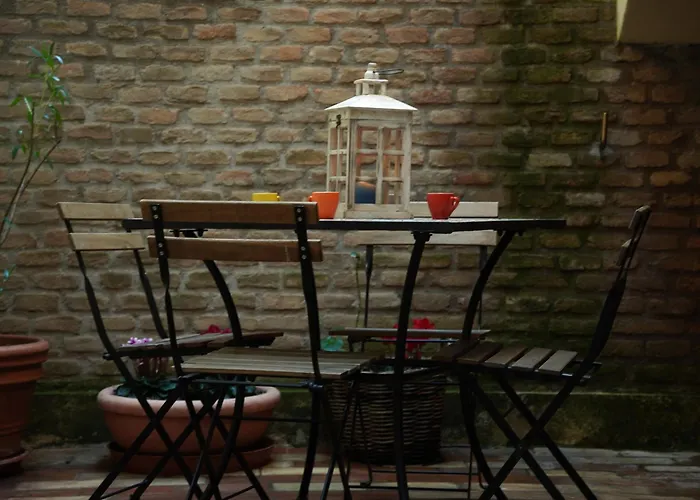 Charming Home In Termini Rome, Italy