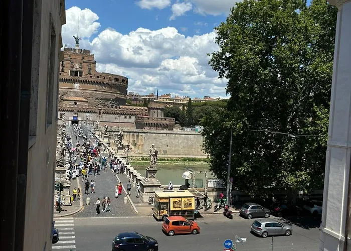 Paolina Place Roma, Italia