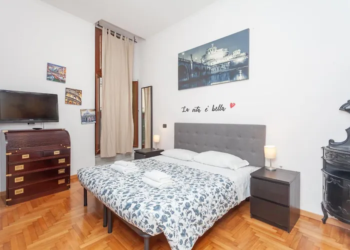 2 Bdr Family Apt Pellegrino - Campo Dei Fiori Navona Rome, Italy
