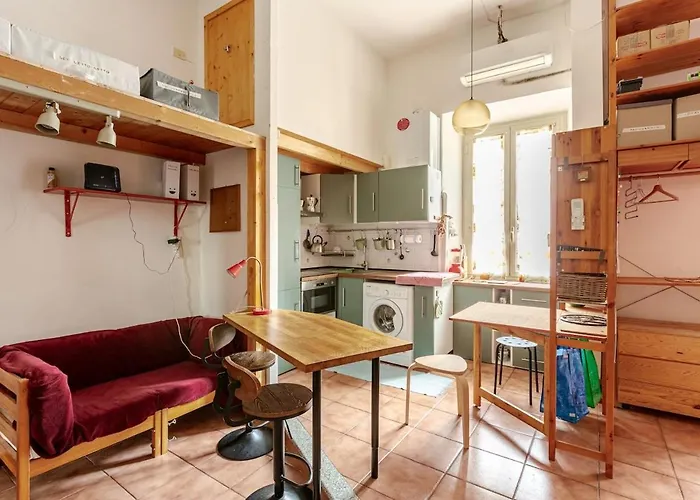 Cozy Studio At Pedestrian Street Roma, Italia
