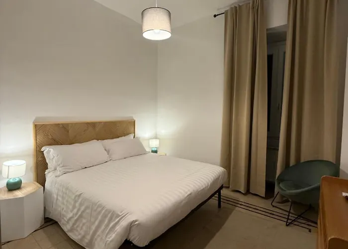 Pietra Apartment,Colosseo Roma, Italia