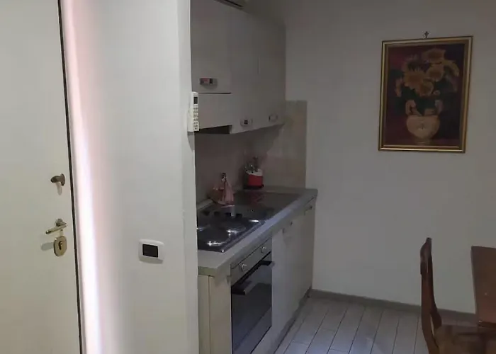 Appartamento Garbatella seminterrato Roma, Italia