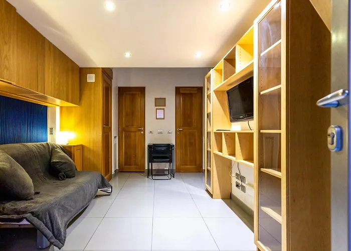 Monti House - City Center Roma, Italia