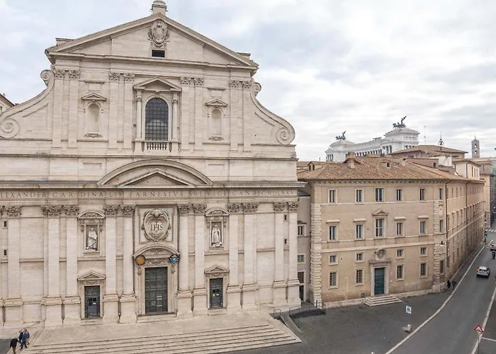 Easytopstay - Piazza Venezia City View Charming Apt Rome, Italy