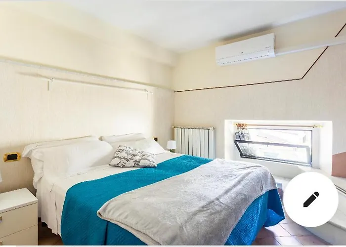 Appartamento Roma centro 2 da 2 a 4 posti Residenze Romane, Italia