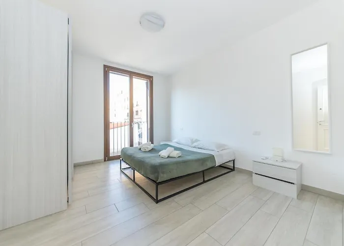 San Lorenzo Home Roma, Italia