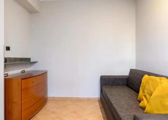 Crosti Apartments Roma, Italia
