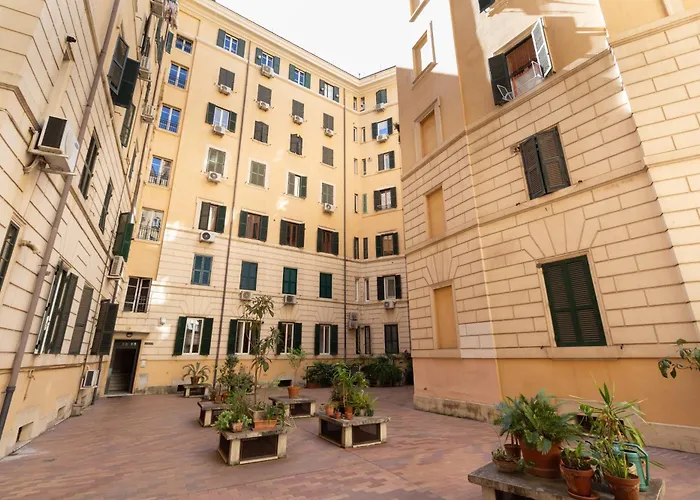 Trastevere Four Seasons Feltre Rome, Italy