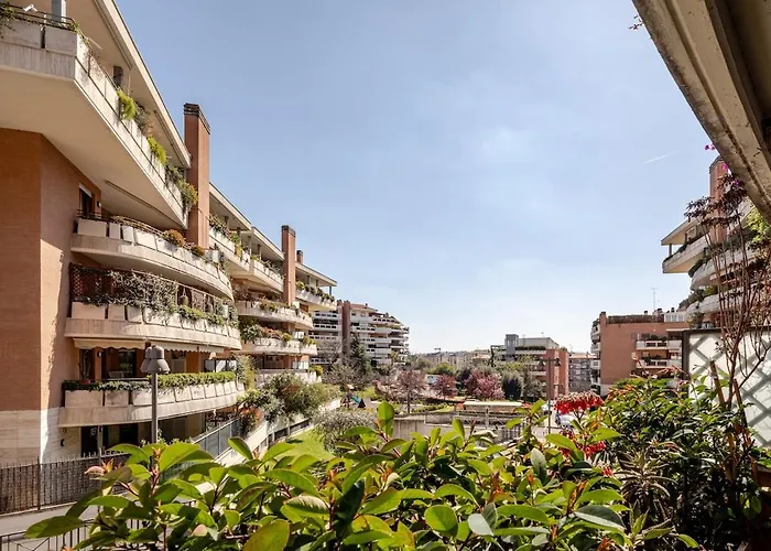Cozy Apt Garden Bbq Near Subway Roma, Italia