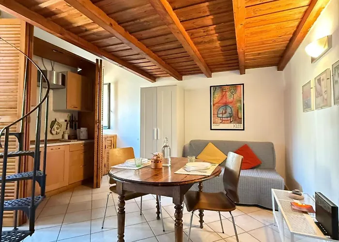 Rione VI Loft Apartment Rome, Italy