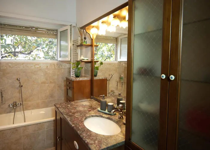 Casa Franciska - Apartment Near Trastevere & Villa Pamphili Roma, Italia