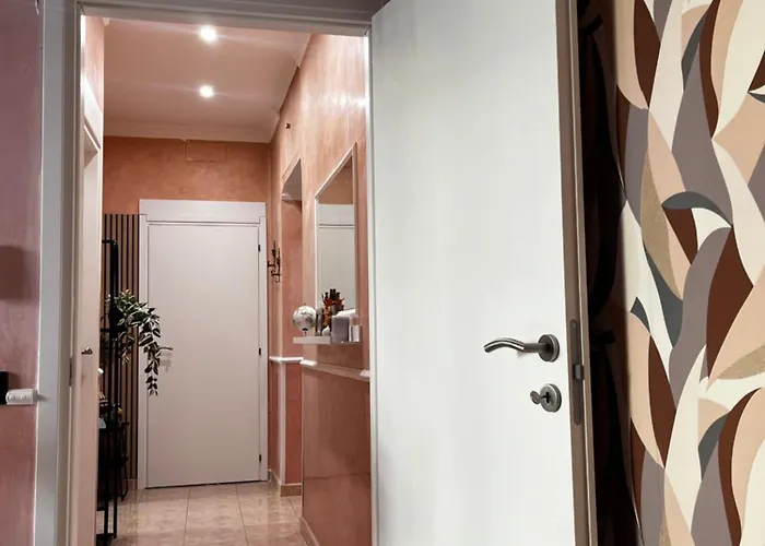 Alcave Holiday Home Roma, Italia