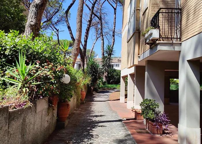 Apt_Glam_Roma, Italia