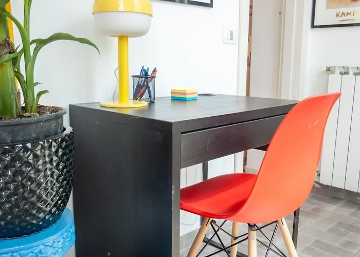 Yellow Pop Apartment - Design e Colore a Roma, Italia