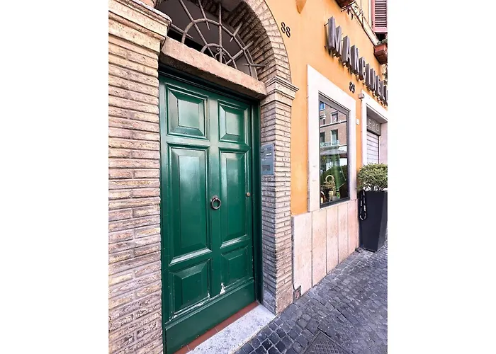 Casa Lovera in Vaticano Roma, Italia