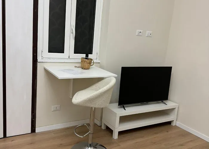 Julix - Roma Quadraro Apartment, Italia