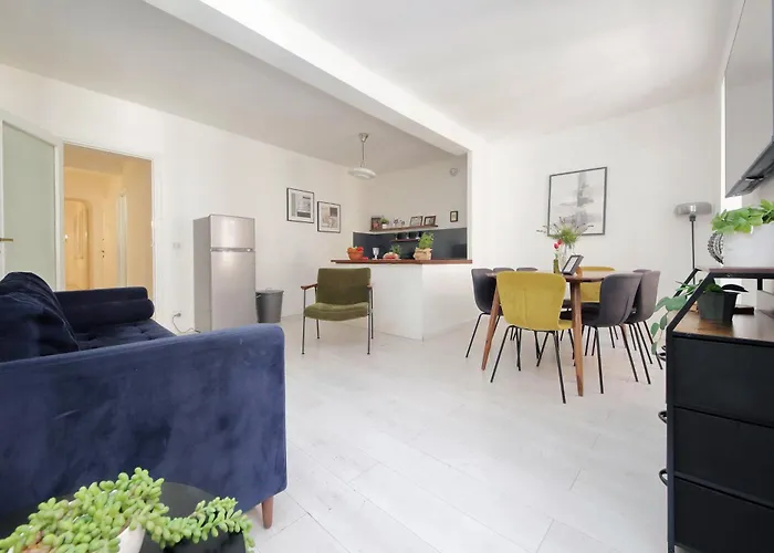 Monti Spacious Apartment 2 Roma, Italia