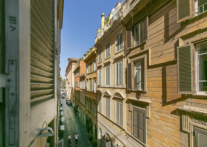 Rome Central Suite via Vittoria, Italia