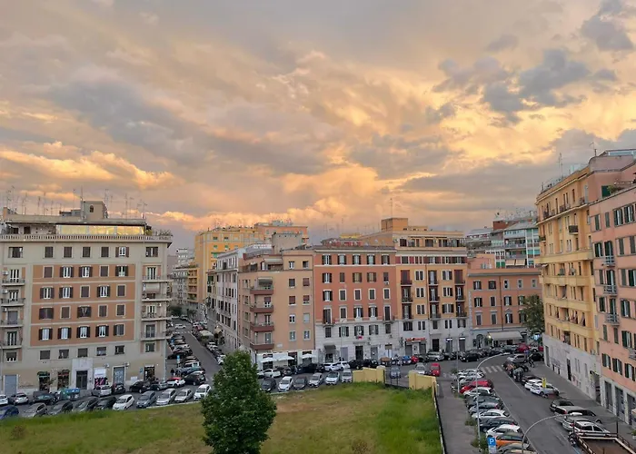 Sunrise House - San Giovanni Roma, Italia