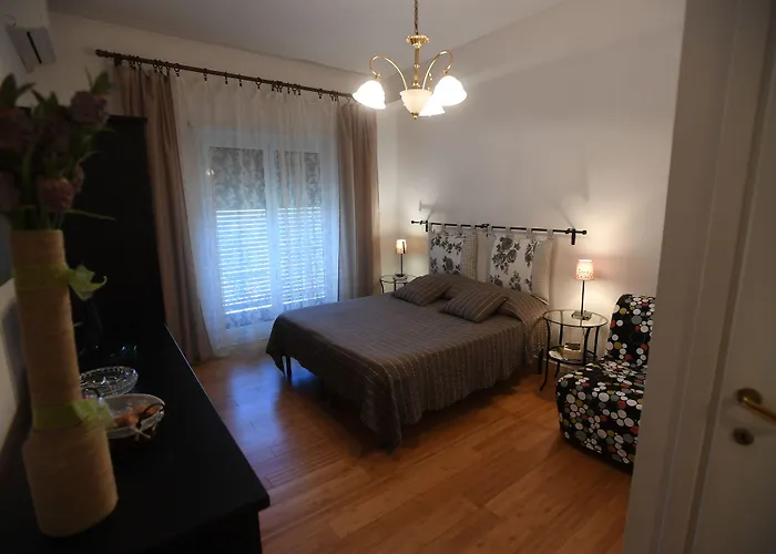 ACasaDiEnza Roma, Italia