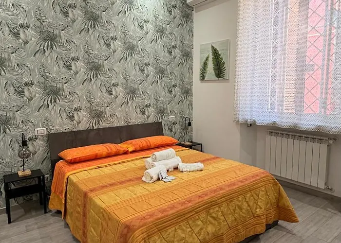 Le Petit Maison Roma, Italia