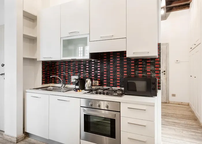 White Flat Rione Monti Apartment Rome, Italy