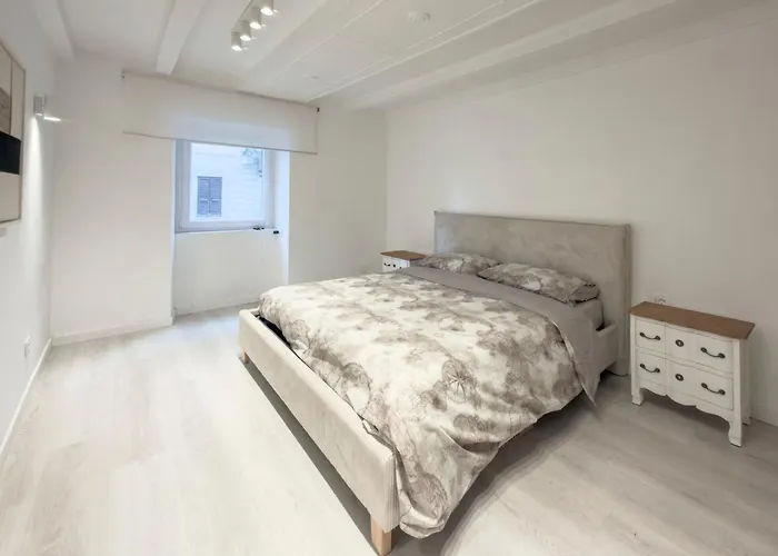 Home d'Elite Sistina - Trevi Fountain Roma, Italia
