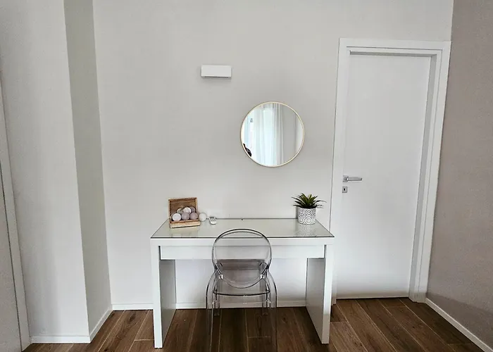 Piramide Elegance Apartment Roma, Italia