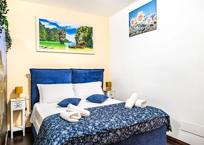 Deluxe Apartments Pantheon Rome, Italy