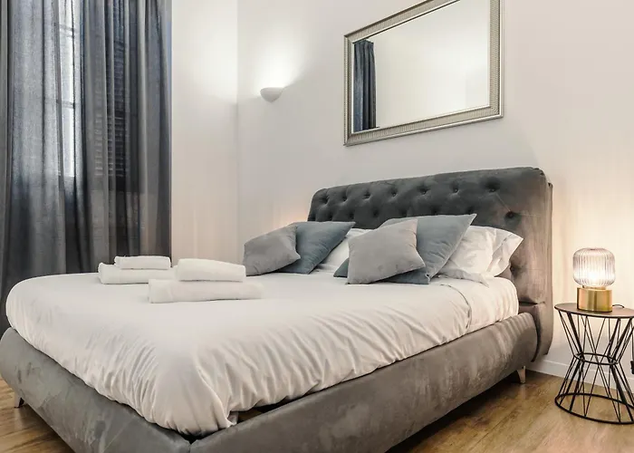 Apartment By The Pantheon With Two Bedroom 2 Bathroom Rome, Italy
