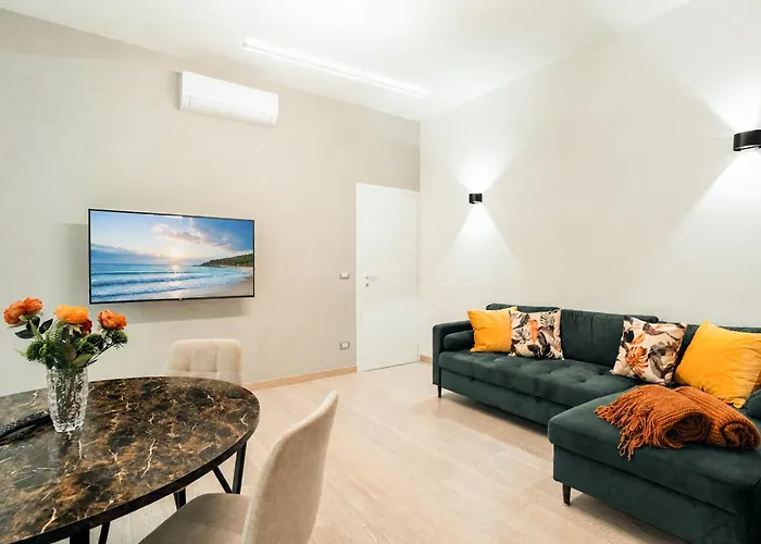 Casa Nicola - Modern 2Br Apt In Trastevere, Central Rome, Italië