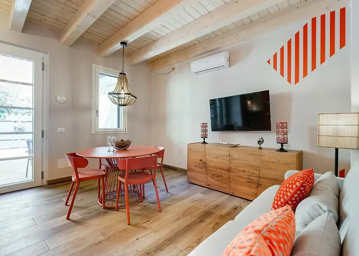 Appartamento pigneto con giardino privato e parcheggio Roma, Italia