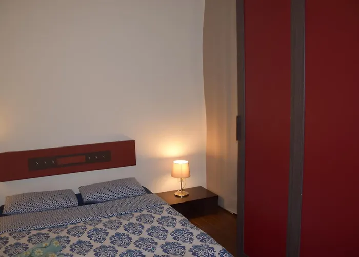 Art Home Roma, Italia