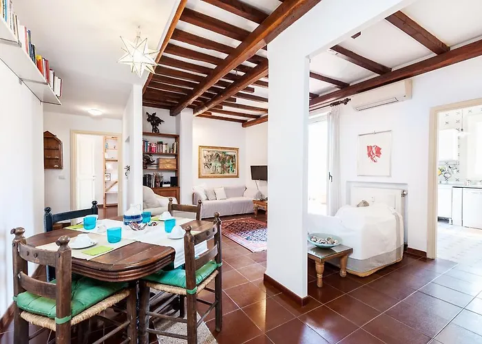 Otranto Apartment Rome, Italy