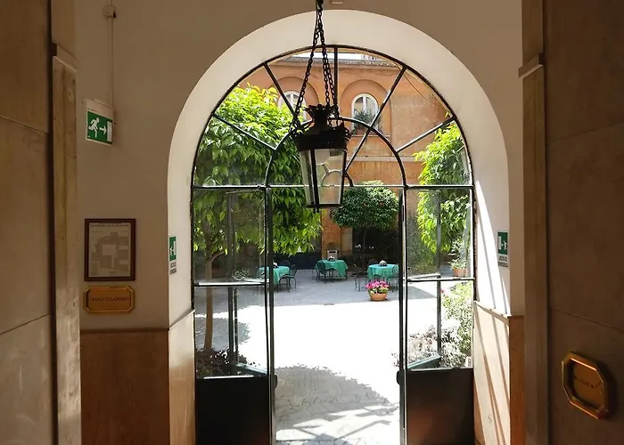 Casa Di Santa Francesca Romana A Ponte Rotto, Italien
