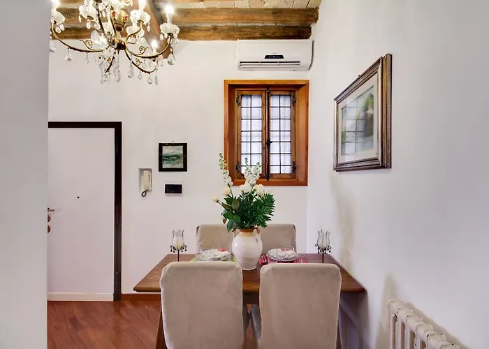 Stunning Pantheon Apartment Roma, Italia