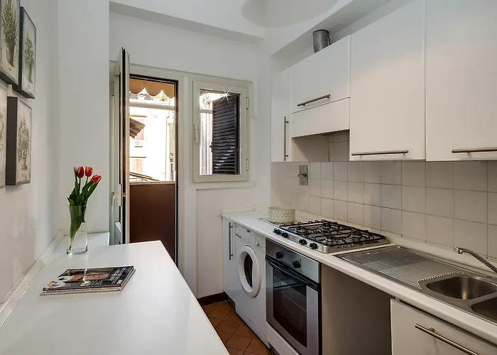 Romefinestay Apartments Sistina, Italia