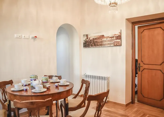 Penthouse Angelo Brunetti Roma, Italia