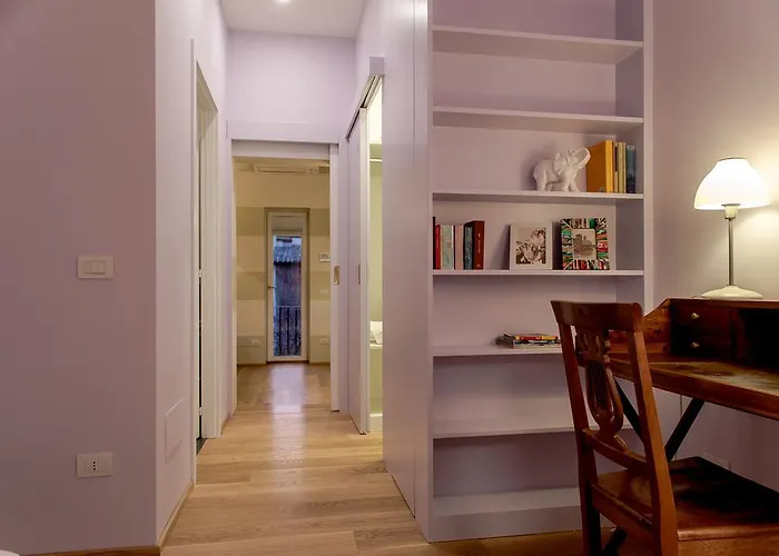 La Porta Rossa Di Borgo - Vatican Luxury Suite Rome, Italy