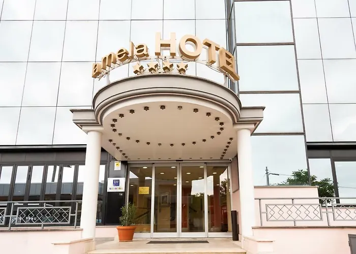Ih Hotels Roma La Mela, Italy
