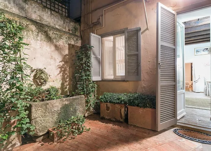 Villa M Empire Roma, Italia