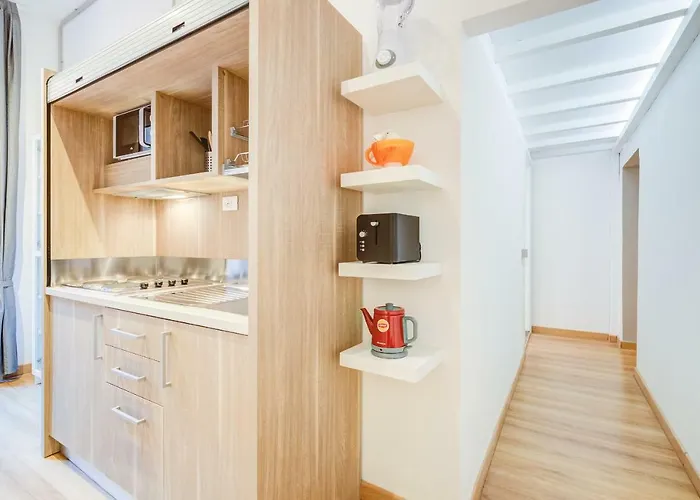 Guesthost - Spanish Steps Luxury Apartment Rzym, Włochy
