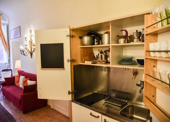 Stylish Apartment In Central Rome "Centro Storico", Italy
