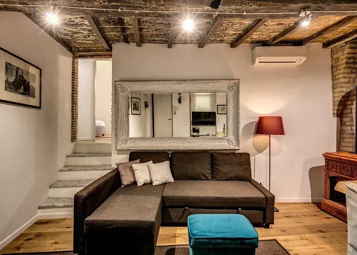 Farnese House In Rome Apartment, Italy