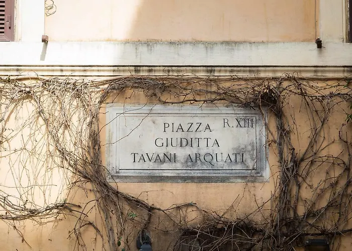 Giuditta Suite 121 Trastevere Roma, Italy