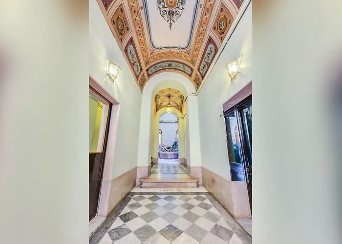 Guesthost - Spanish Steps Luxury Apartment Roma, Italia