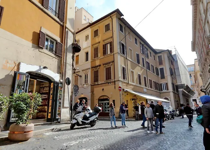 Rent In Rome Trevi Fountain Suite, Italia