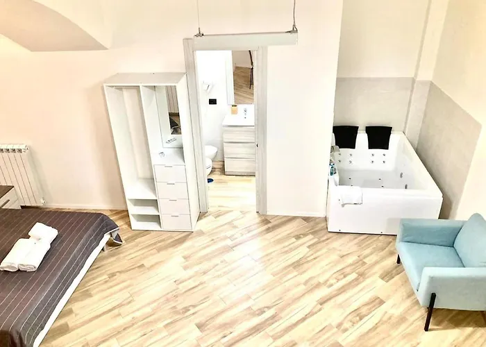 Pigneto Square Home