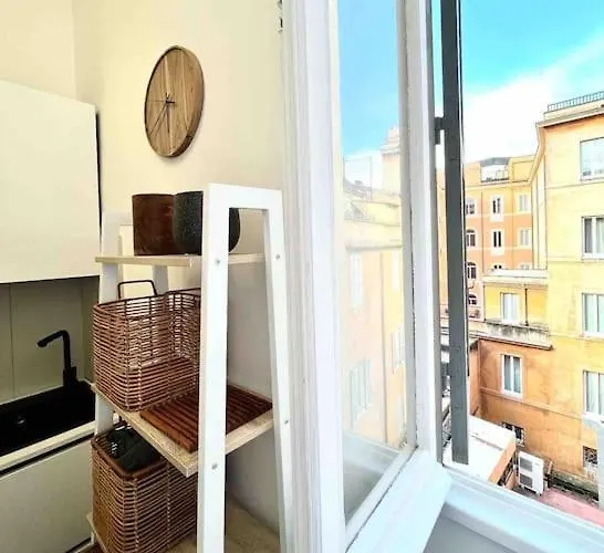 Aphrodite Apartment Piazza Venezia